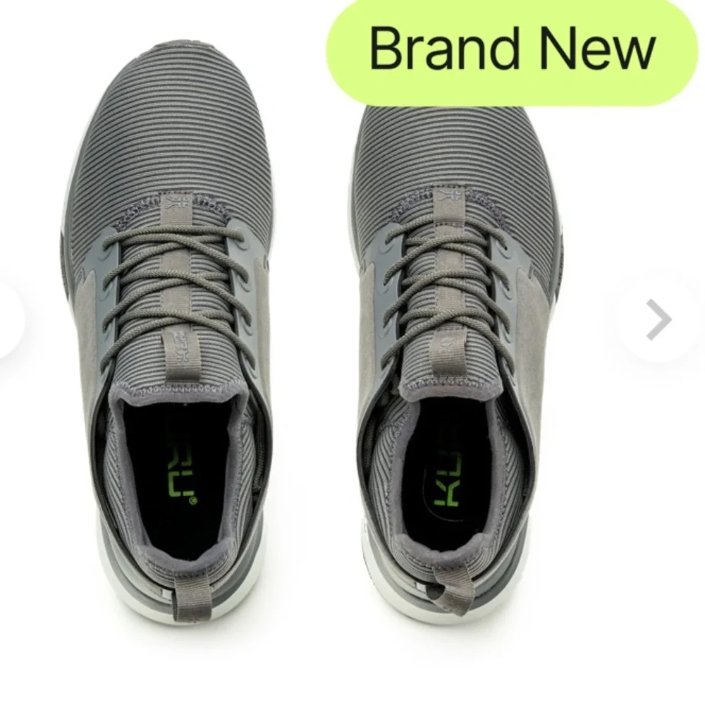 KURU stylish sneakers